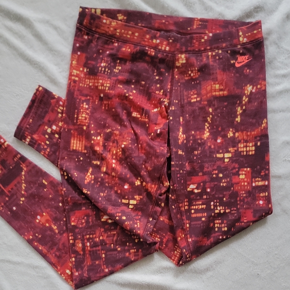 Nike RU Red City Lights Hyper Punch Leggings